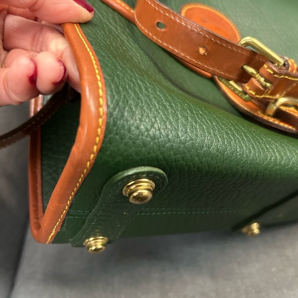 Stunning Dooney & Bourke ๐ - Picture 12 of 12